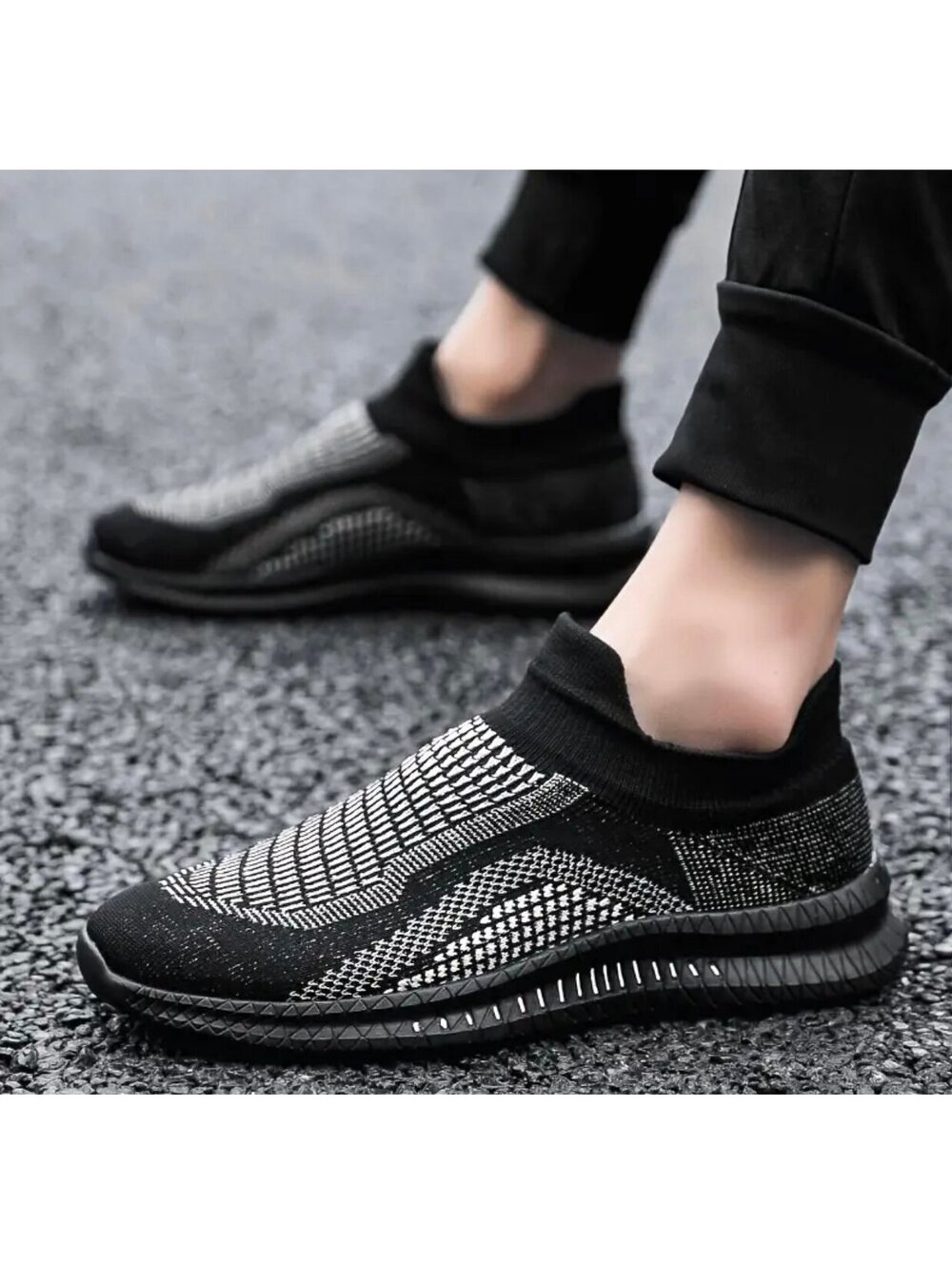 New - Super Stylish & Comfy Unisex Sporty Sneakers - Size M6.5/W8
